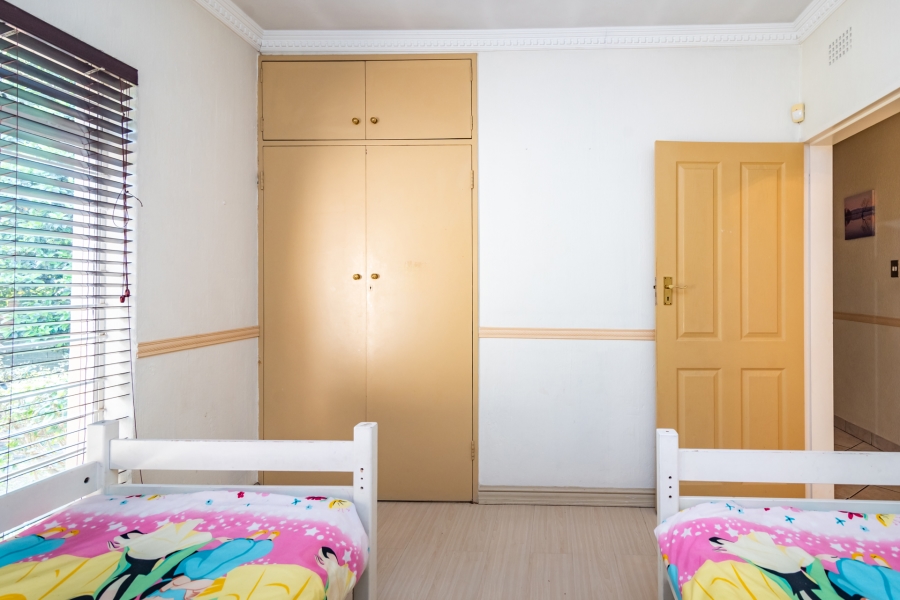 5 Bedroom Property for Sale in Helderkruin Gauteng