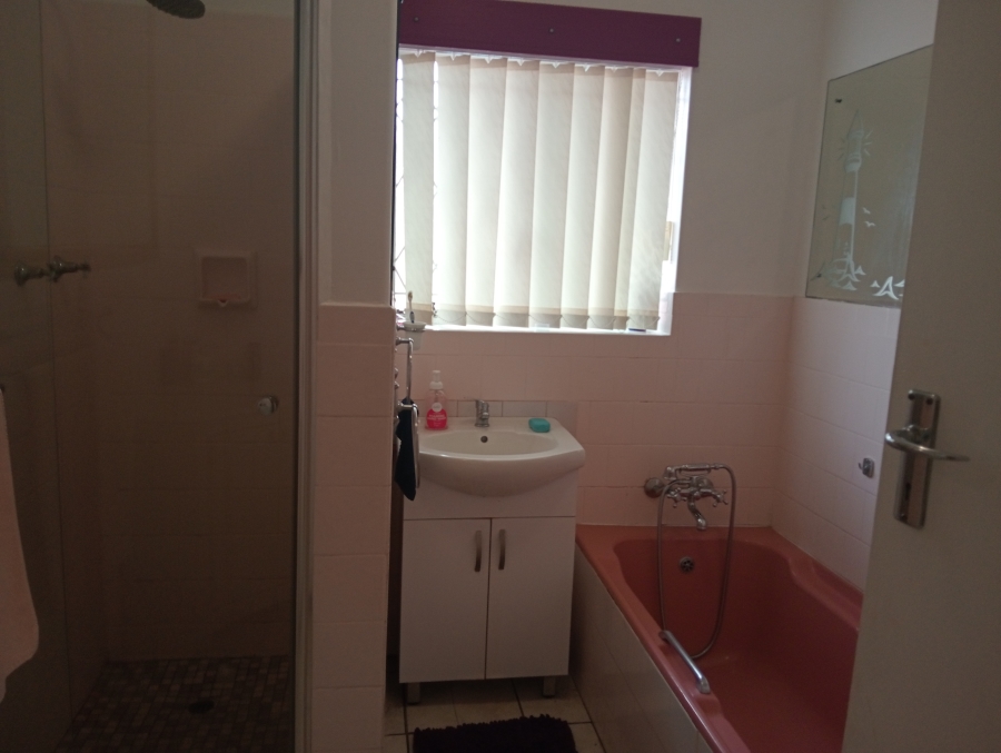 3 Bedroom Property for Sale in Parkdene Gauteng