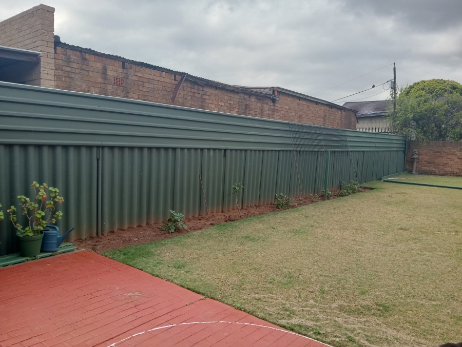 3 Bedroom Property for Sale in Parkdene Gauteng