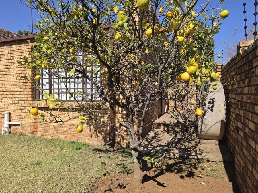 4 Bedroom Property for Sale in Vaal Marina Gauteng