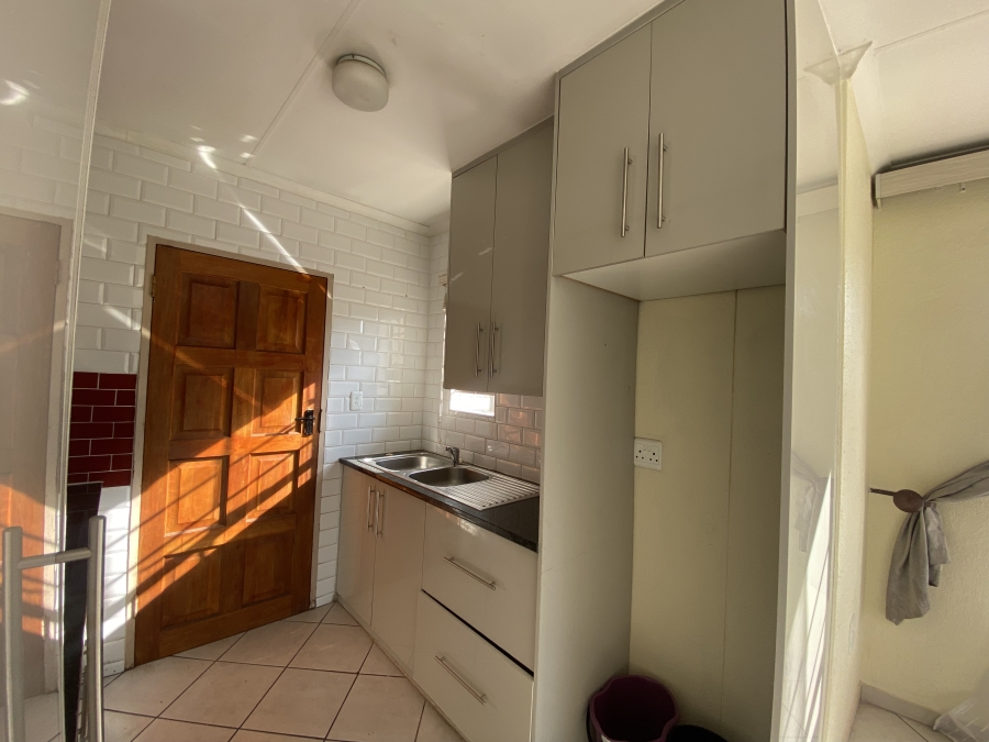 3 Bedroom Property for Sale in Andeon AH Gauteng