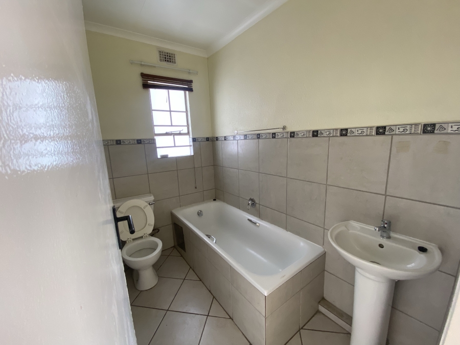 3 Bedroom Property for Sale in Andeon AH Gauteng