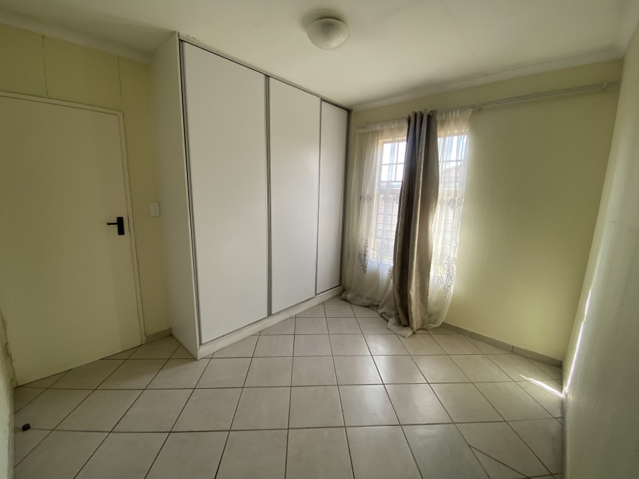 3 Bedroom Property for Sale in Andeon AH Gauteng