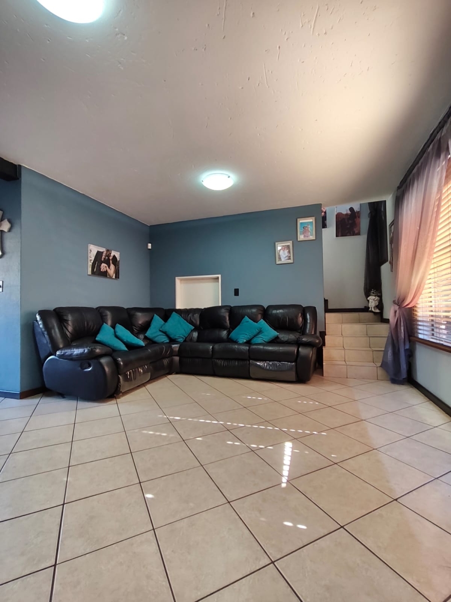 3 Bedroom Property for Sale in Florentia Gauteng