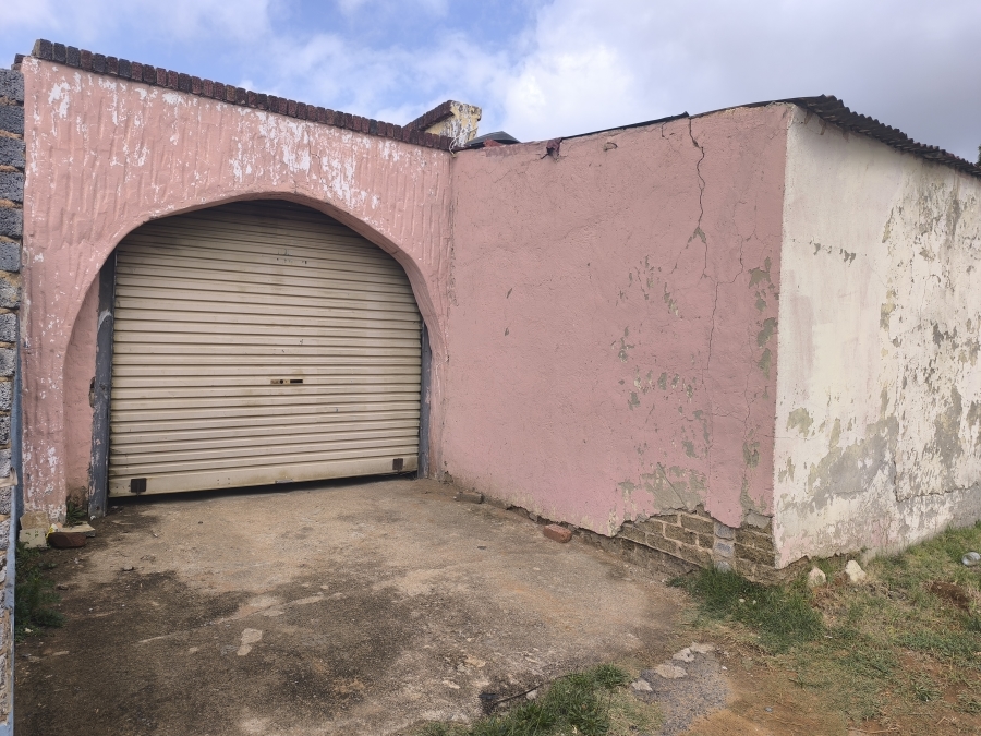 7 Bedroom Property for Sale in South Hills Gauteng