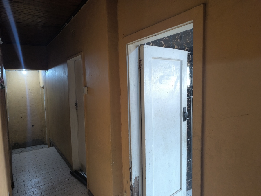 7 Bedroom Property for Sale in South Hills Gauteng