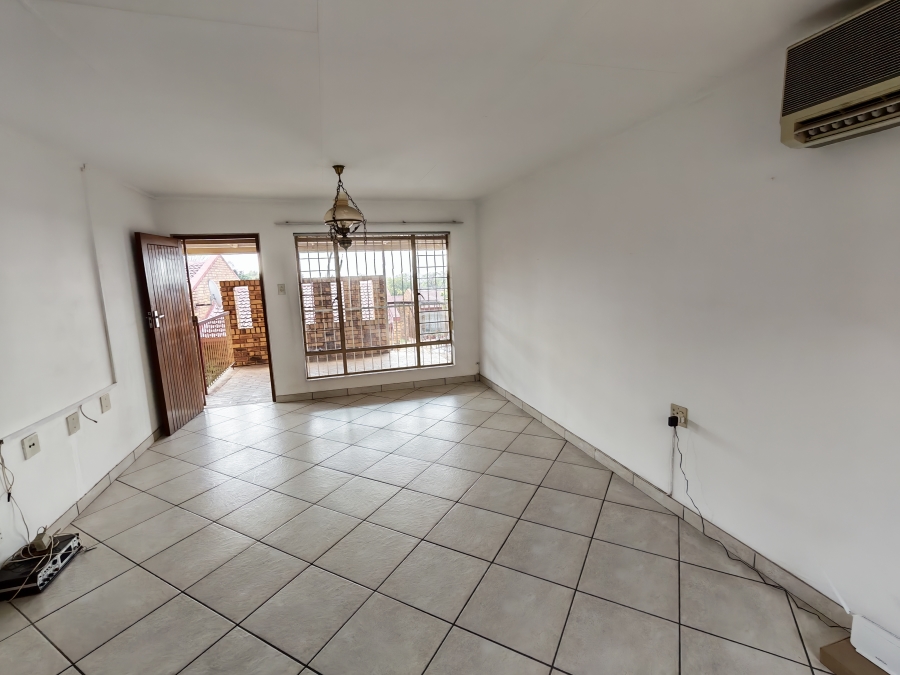 2 Bedroom Property for Sale in Amandasig Gauteng