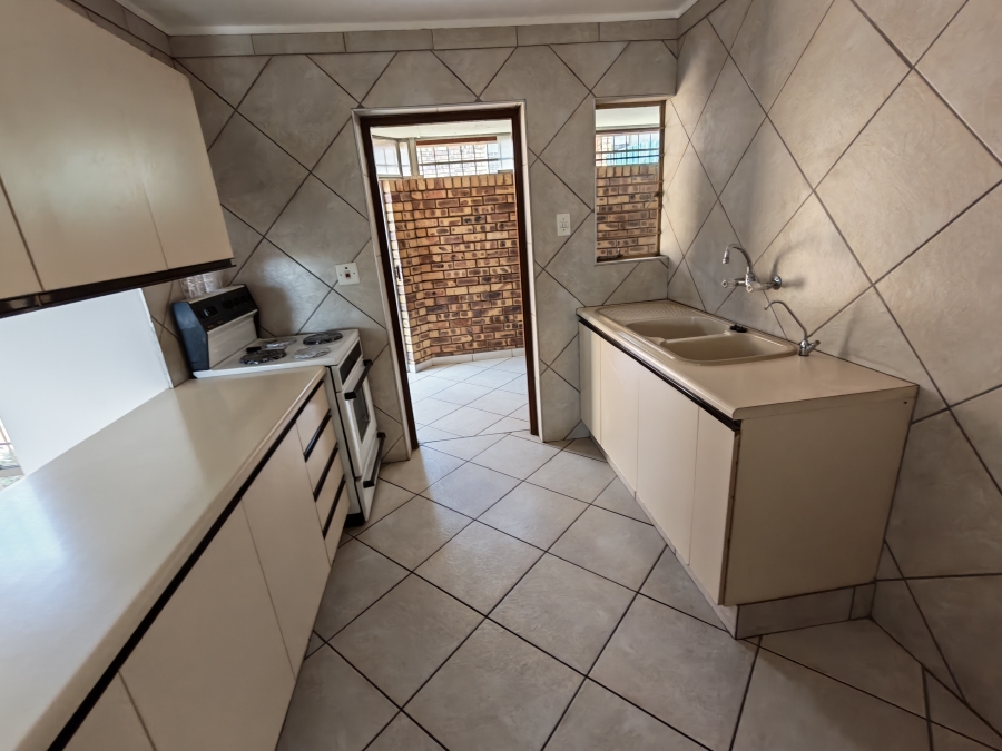 2 Bedroom Property for Sale in Amandasig Gauteng