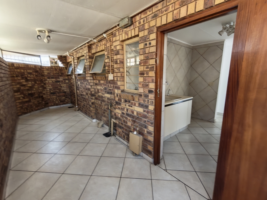 2 Bedroom Property for Sale in Amandasig Gauteng