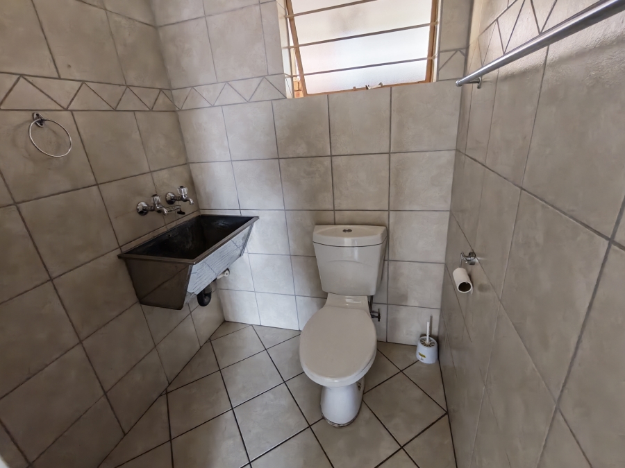 2 Bedroom Property for Sale in Amandasig Gauteng