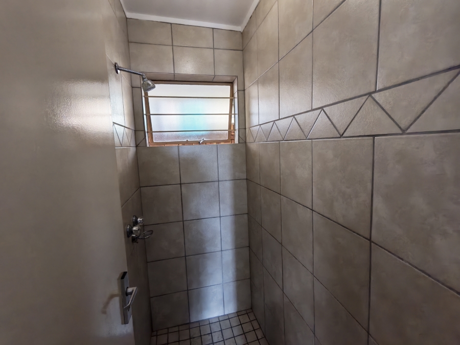 2 Bedroom Property for Sale in Amandasig Gauteng