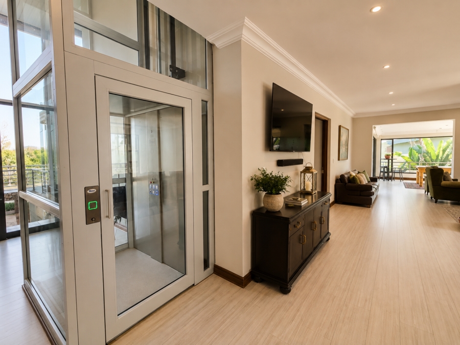 6 Bedroom Property for Sale in Sable Hills Gauteng