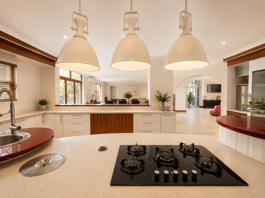 6 Bedroom Property for Sale in Sable Hills Gauteng