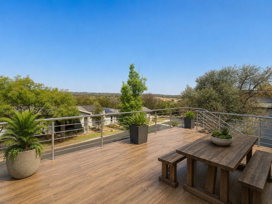 6 Bedroom Property for Sale in Sable Hills Gauteng