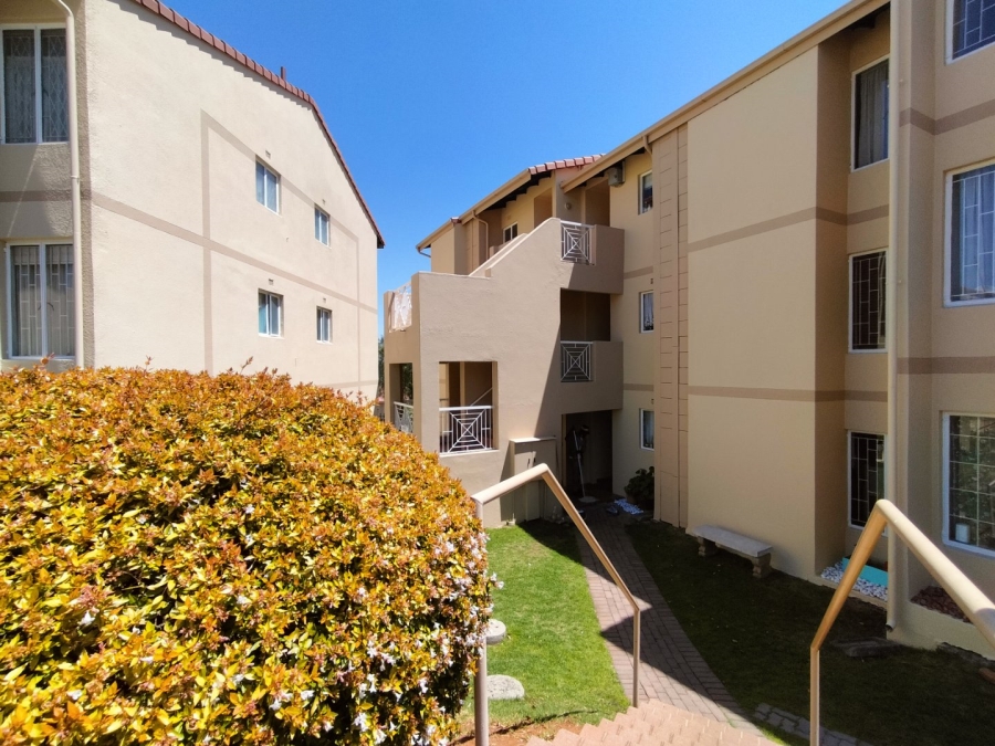 2 Bedroom Property for Sale in Primrose Hill Gauteng