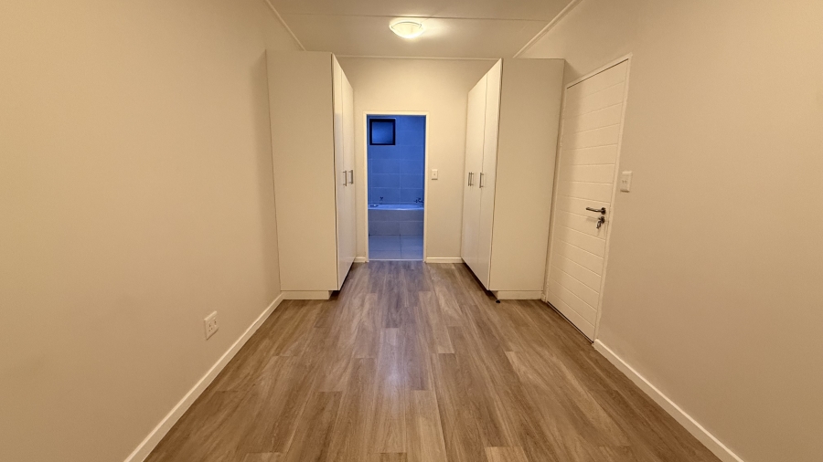 2 Bedroom Property for Sale in Bryanston Gauteng