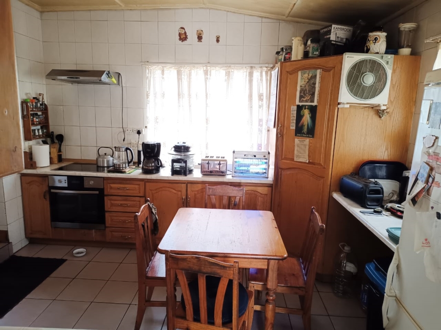 2 Bedroom Property for Sale in Regents Park Gauteng