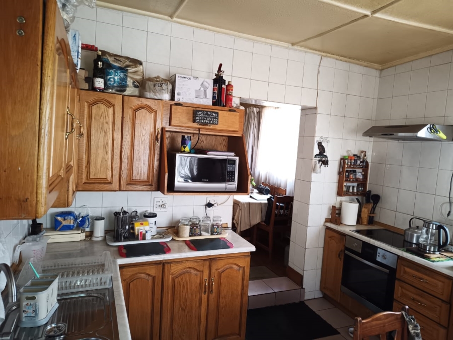 2 Bedroom Property for Sale in Regents Park Gauteng