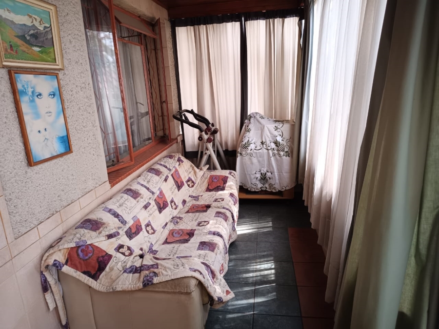 2 Bedroom Property for Sale in Regents Park Gauteng