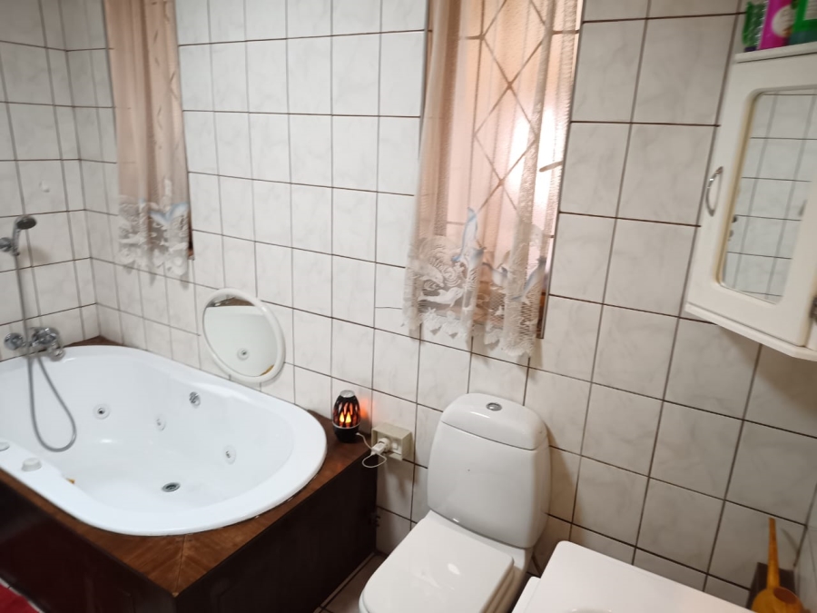2 Bedroom Property for Sale in Regents Park Gauteng