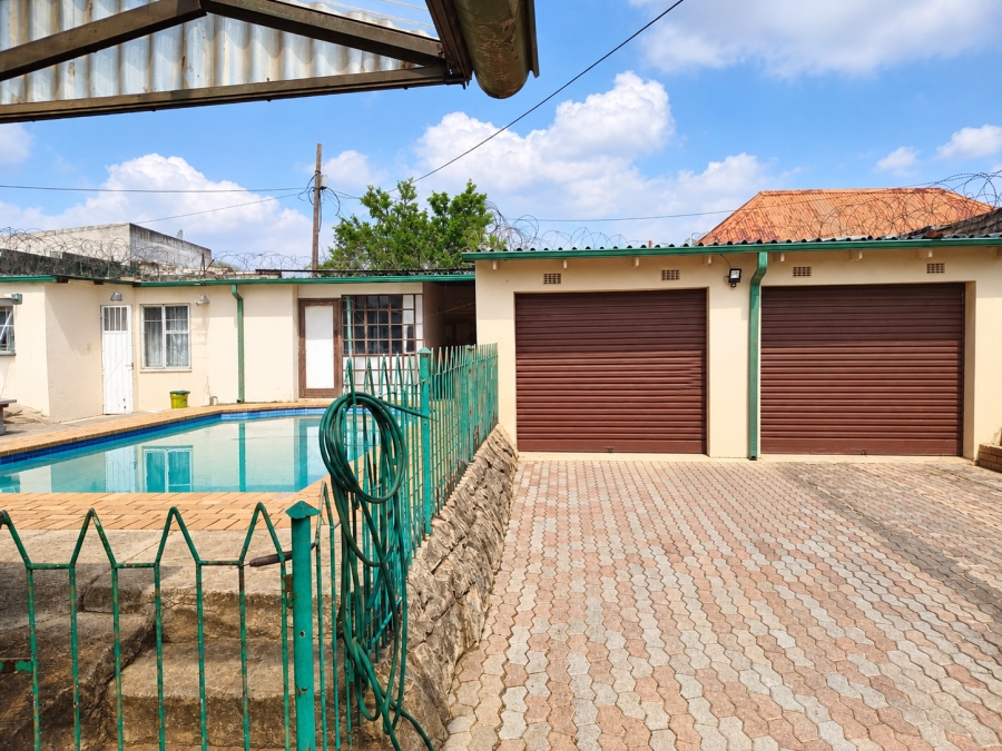 2 Bedroom Property for Sale in Regents Park Gauteng
