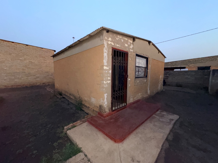 1 Bedroom Property for Sale in Bophelong Gauteng