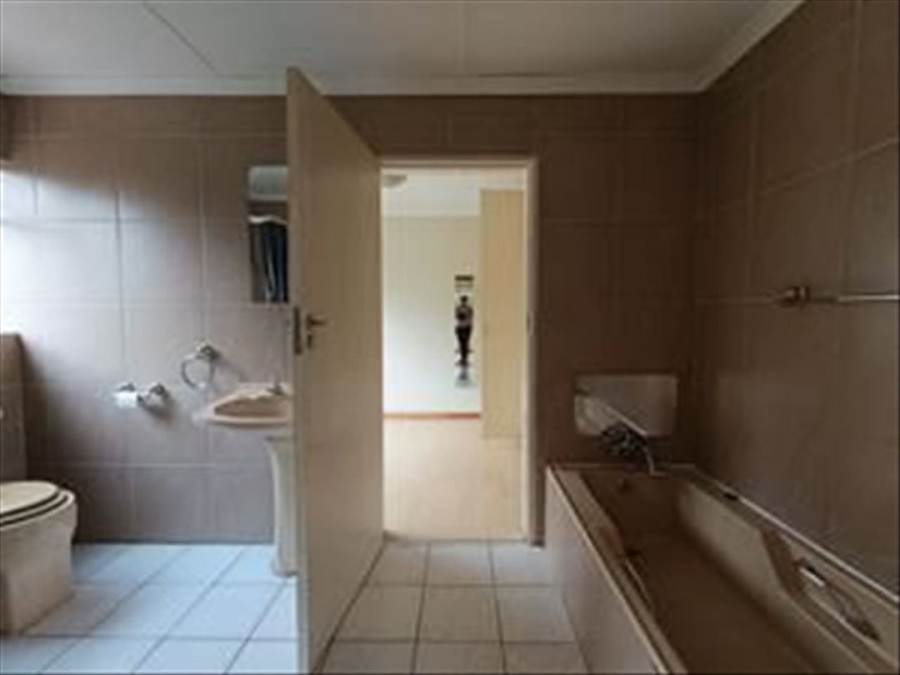 2 Bedroom Property for Sale in Pomona Gauteng