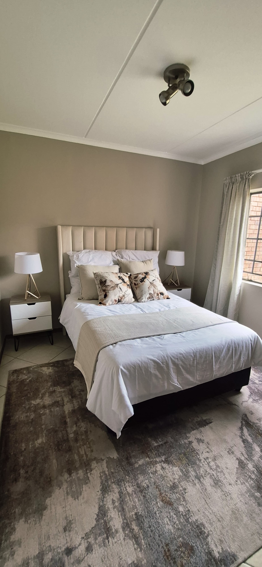 2 Bedroom Property for Sale in Noordwyk Gauteng