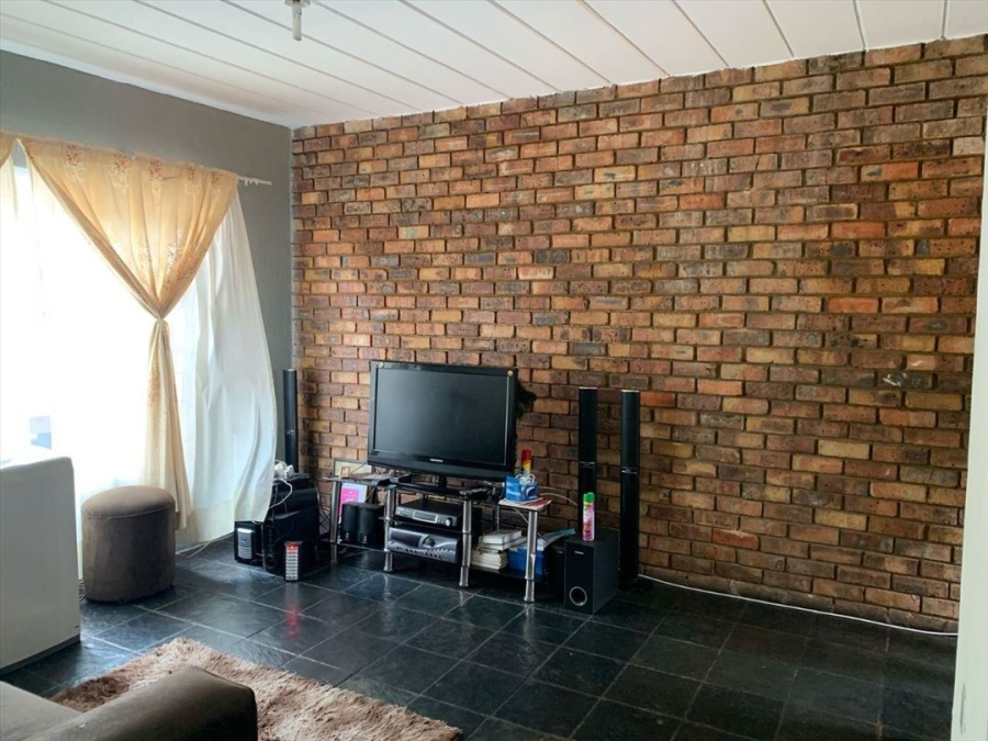 2 Bedroom Property for Sale in Kempton Park Central Gauteng