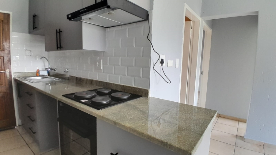 2 Bedroom Property for Sale in Birchleigh Gauteng