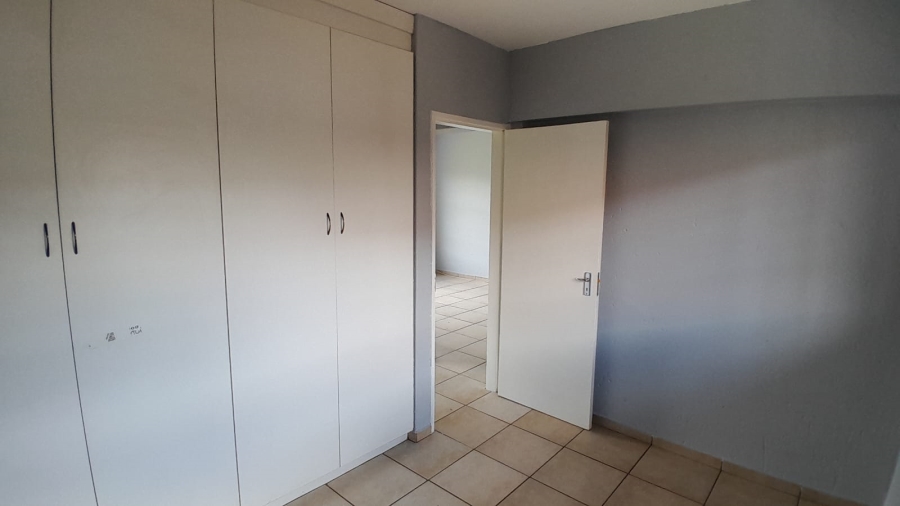 2 Bedroom Property for Sale in Birchleigh Gauteng