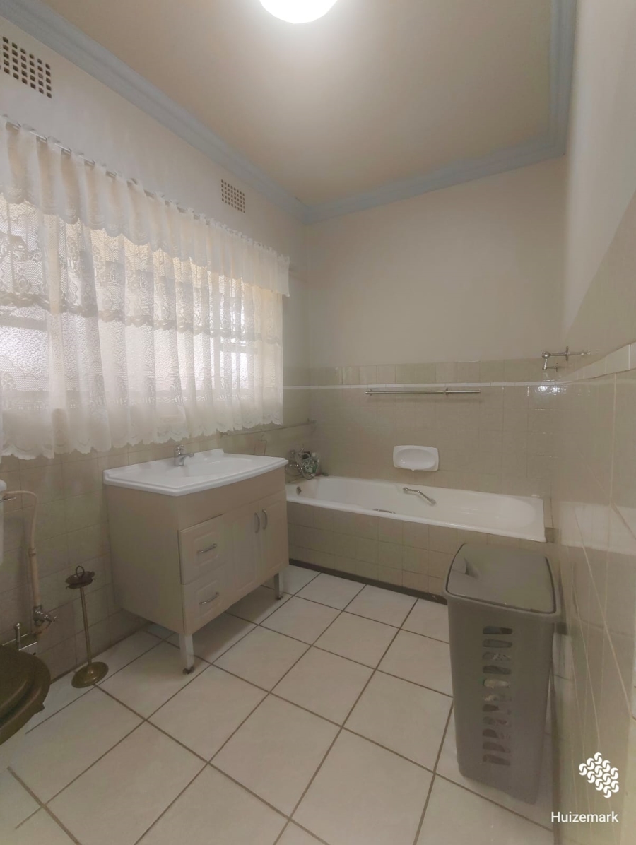 4 Bedroom Property for Sale in Risiville Gauteng