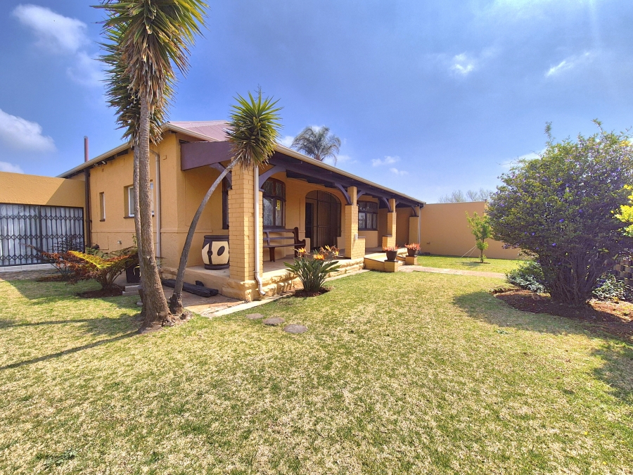 7 Bedroom Property for Sale in Brakpan Central Gauteng
