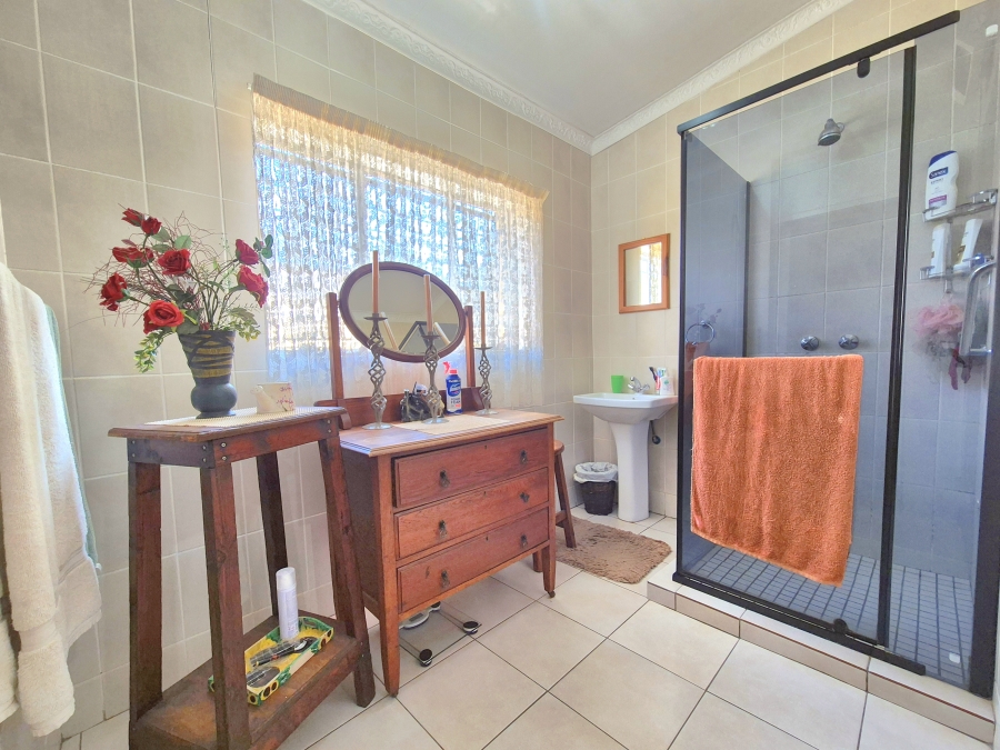 7 Bedroom Property for Sale in Brakpan Central Gauteng