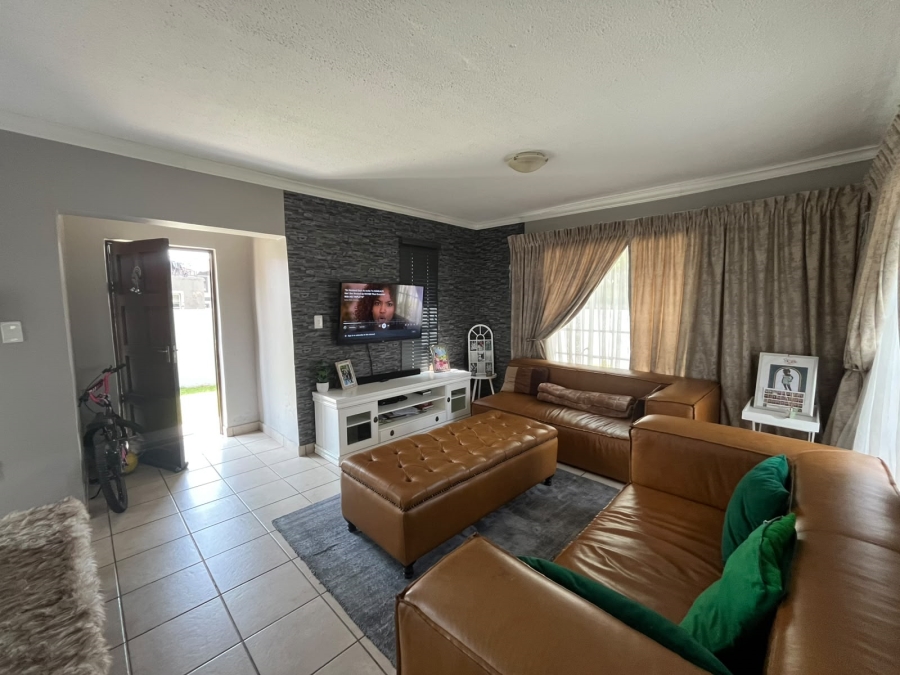 2 Bedroom Property for Sale in Brakpan North Gauteng
