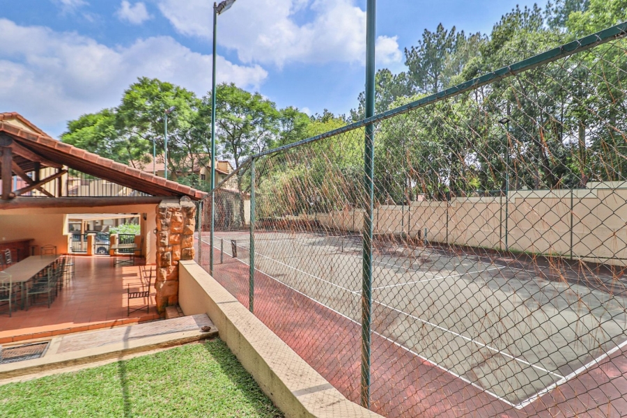 2 Bedroom Property for Sale in Bryanston Gauteng
