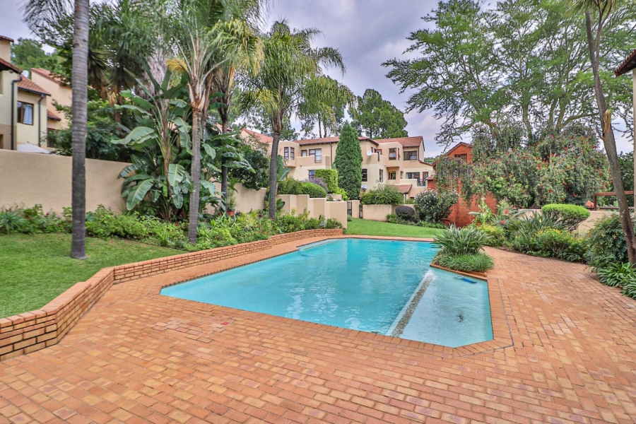 2 Bedroom Property for Sale in Bryanston Gauteng