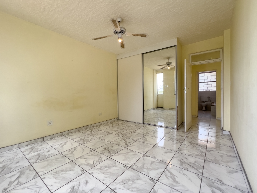 2 Bedroom Property for Sale in Edleen Gauteng