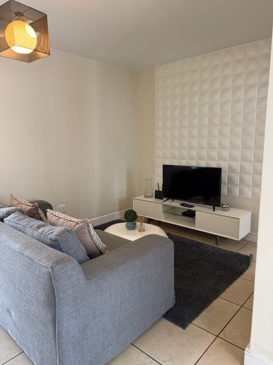 To Let 1 Bedroom Property for Rent in Edenburg Gauteng