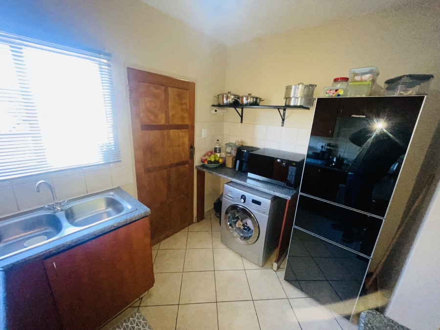 To Let 2 Bedroom Property for Rent in North Riding Gauteng