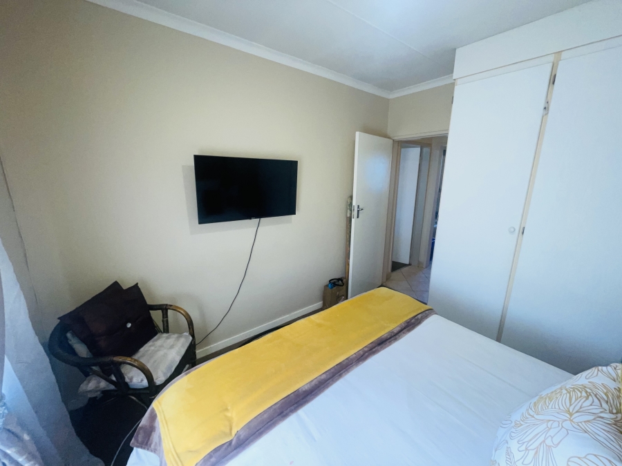 To Let 2 Bedroom Property for Rent in North Riding Gauteng