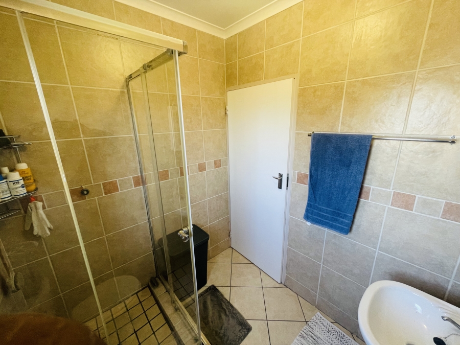 To Let 2 Bedroom Property for Rent in North Riding Gauteng