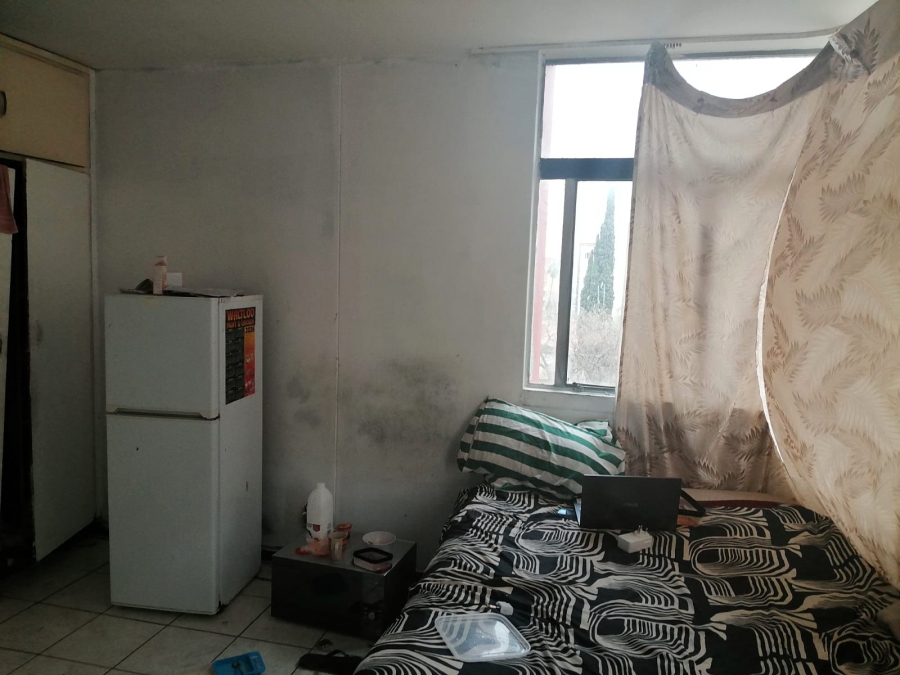 2 Bedroom Property for Sale in Sunnyside Gauteng