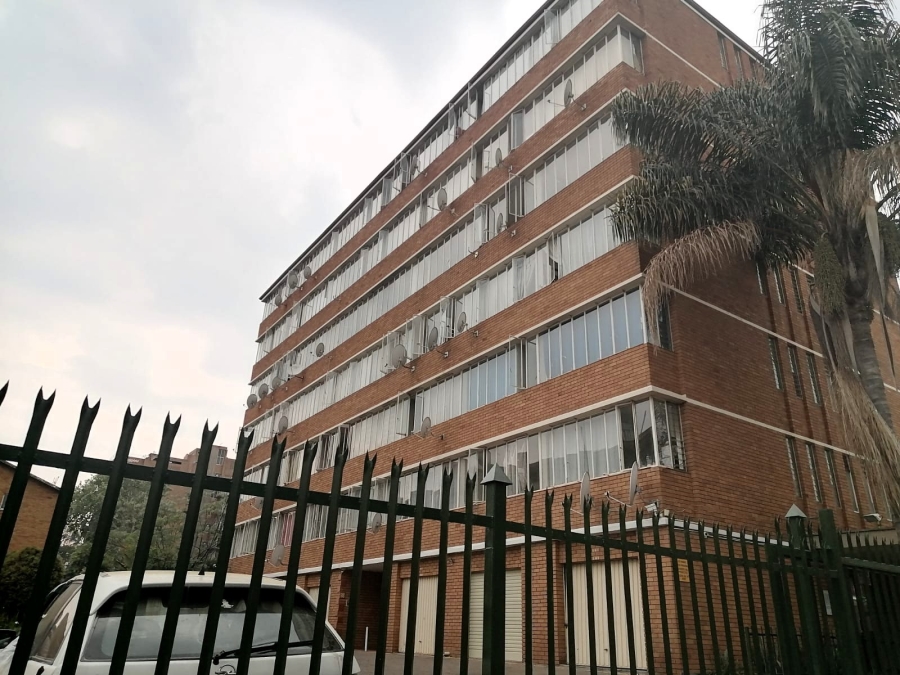 2 Bedroom Property for Sale in Sunnyside Gauteng
