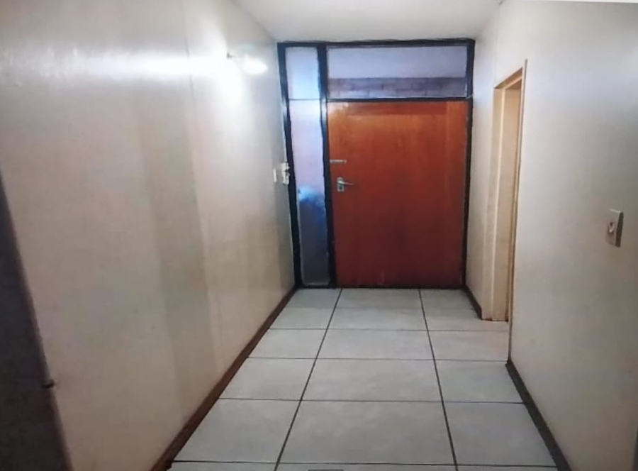 2 Bedroom Property for Sale in Sunnyside Gauteng