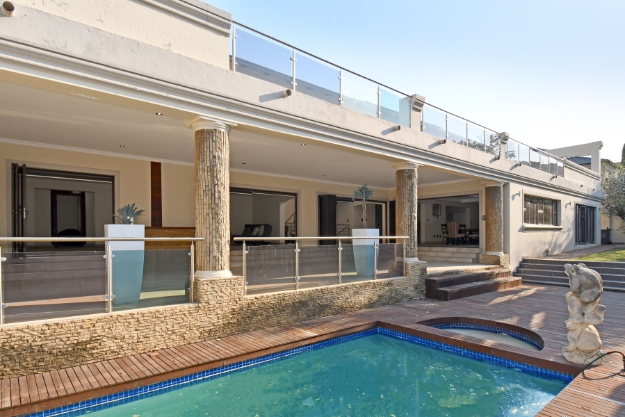5 Bedroom Property for Sale in Blue Valley Golf Estate Gauteng
