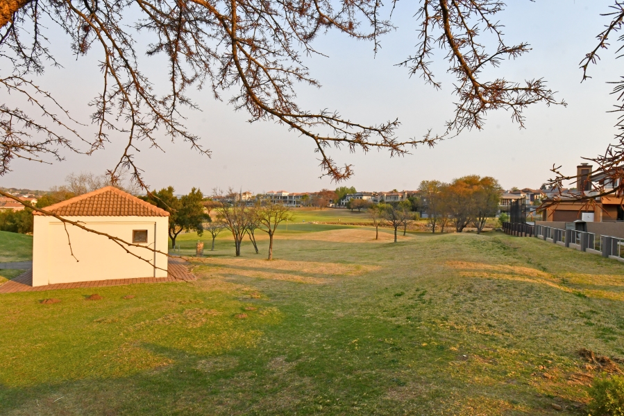 5 Bedroom Property for Sale in Blue Valley Golf Estate Gauteng
