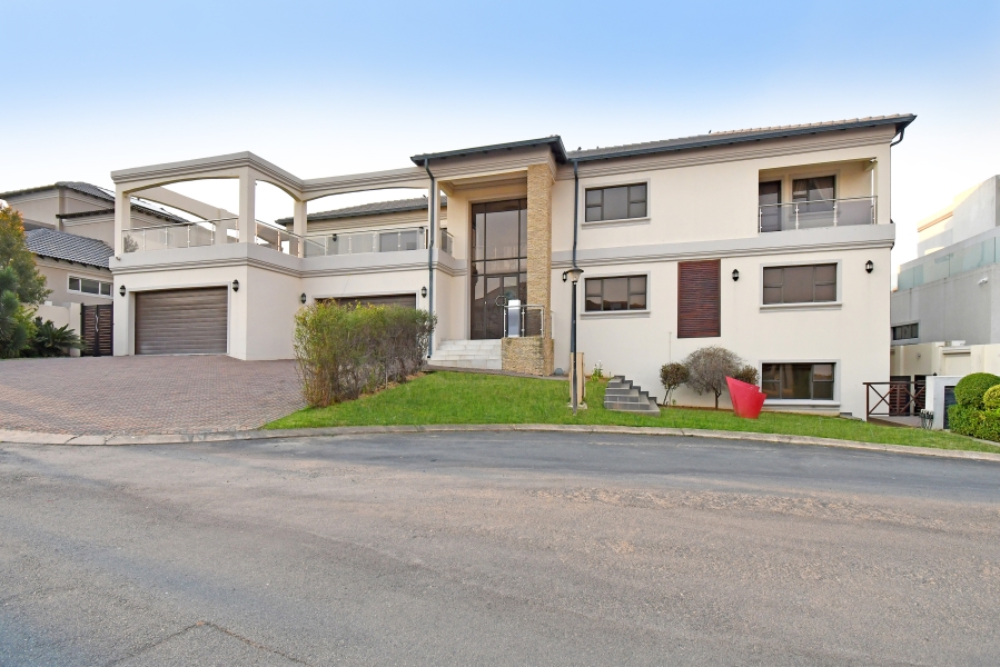 5 Bedroom Property for Sale in Blue Valley Golf Estate Gauteng