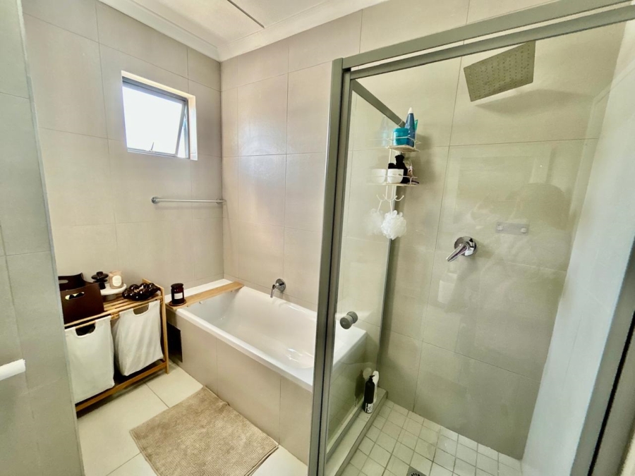 2 Bedroom Property for Sale in Carlswald Gauteng