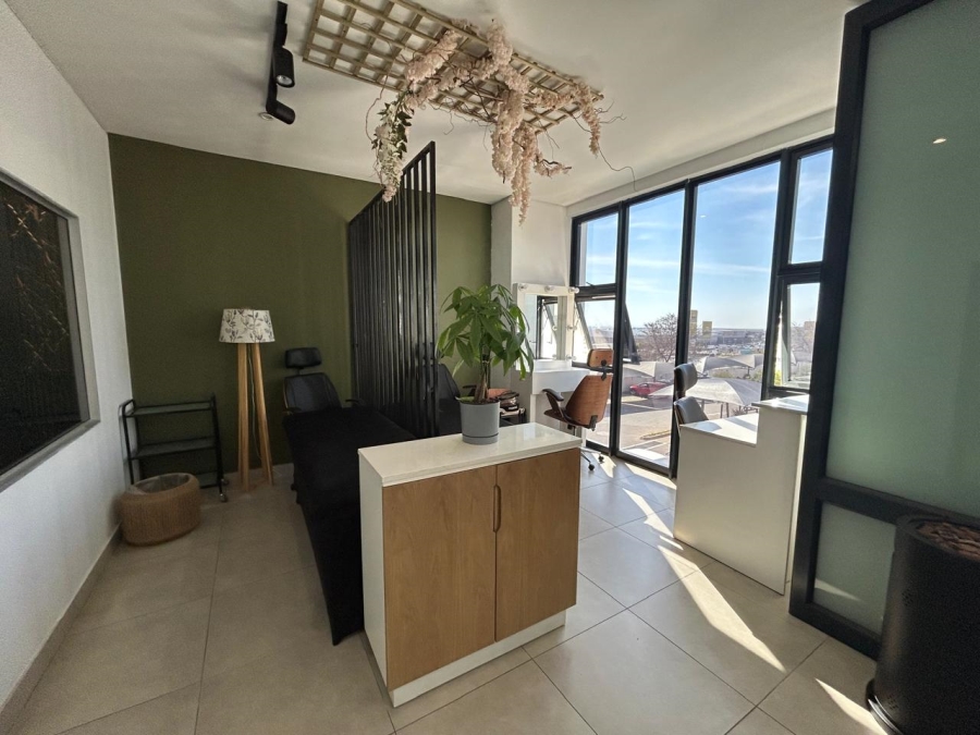 2 Bedroom Property for Sale in Carlswald Gauteng